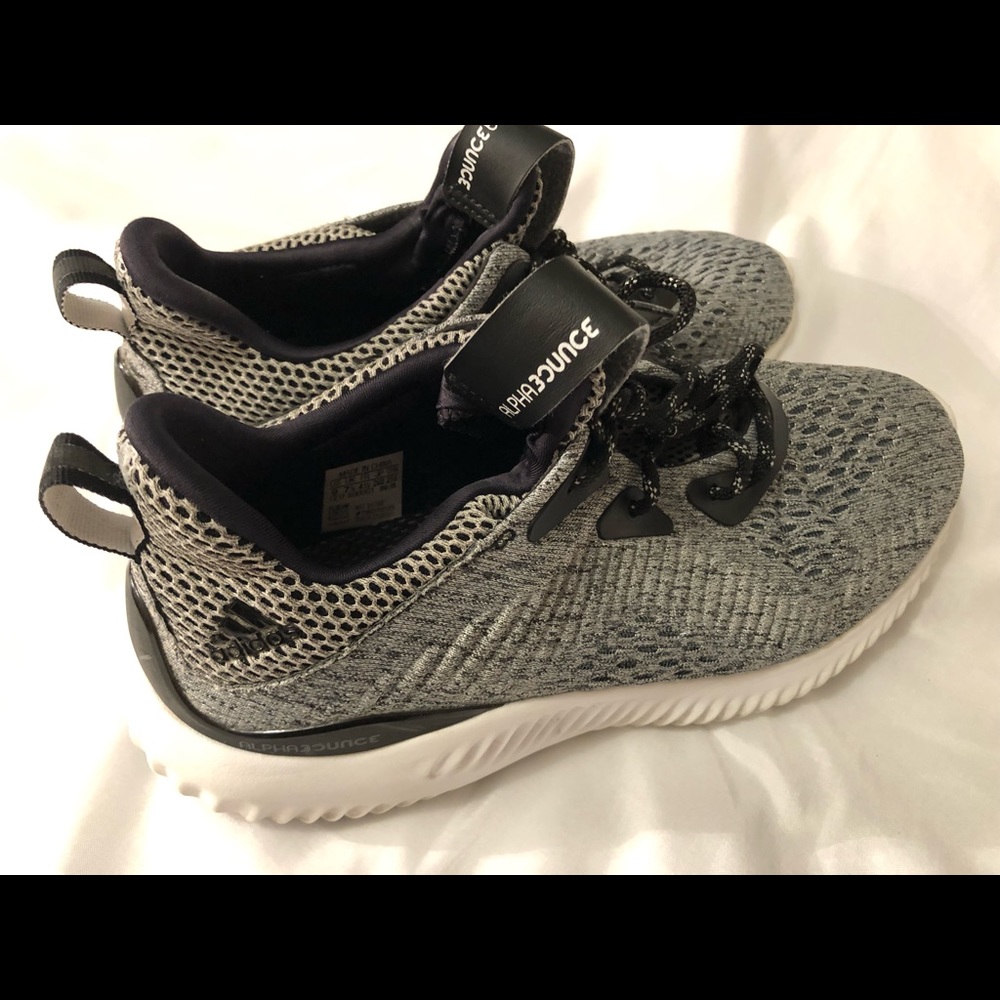 Adidas Alpha-bounce